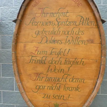 Unterm Wingert Privat bolig Zell