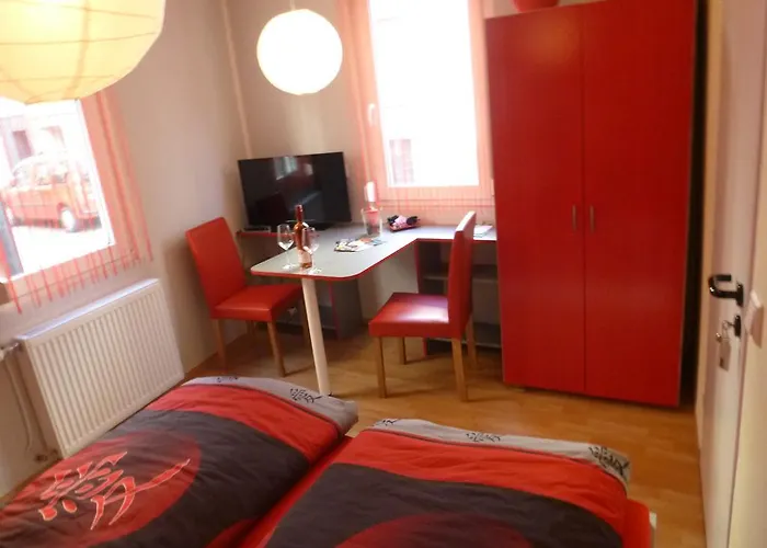 Unterm Wingert * Zell